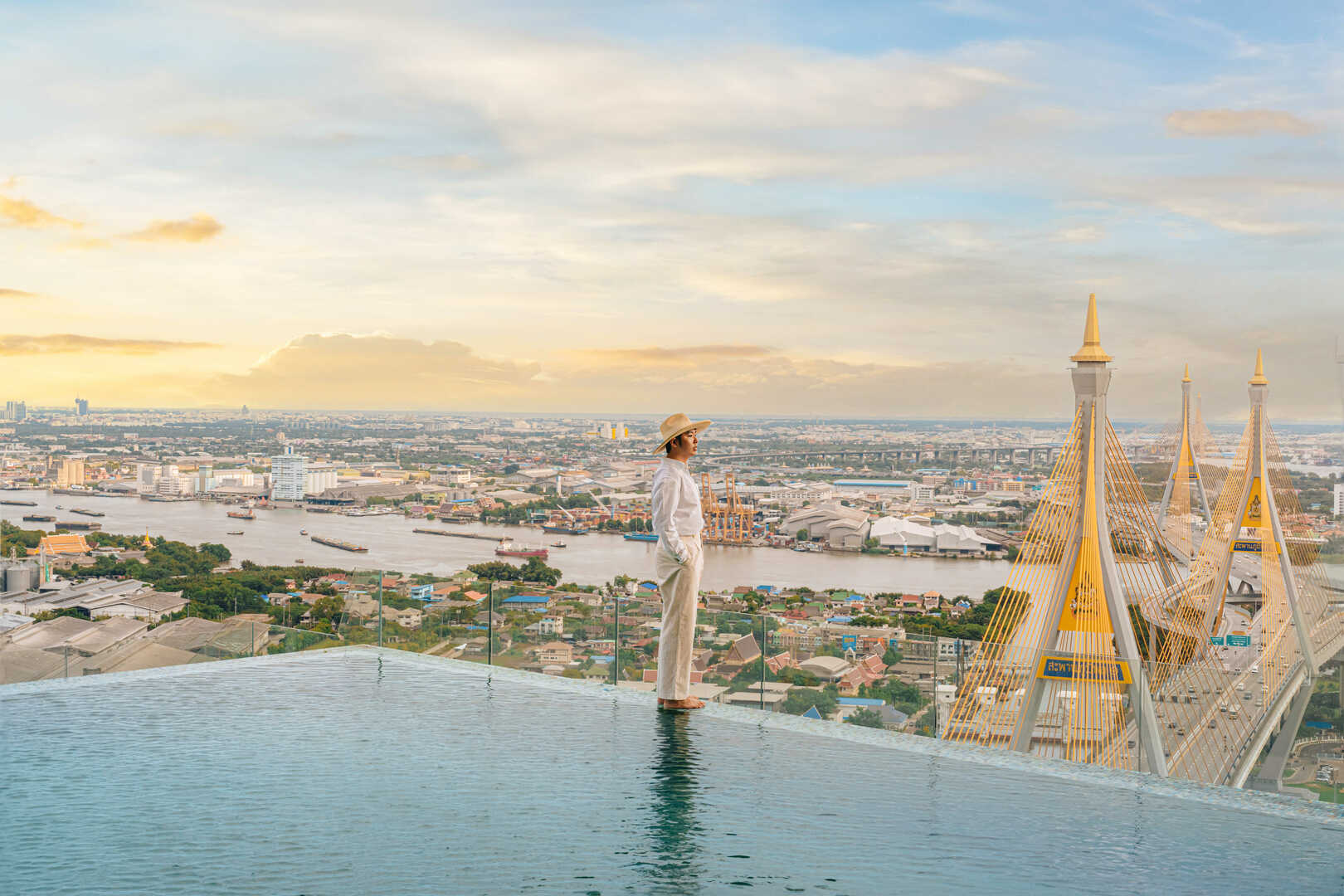 Sapphire Sathorn - Rama III image