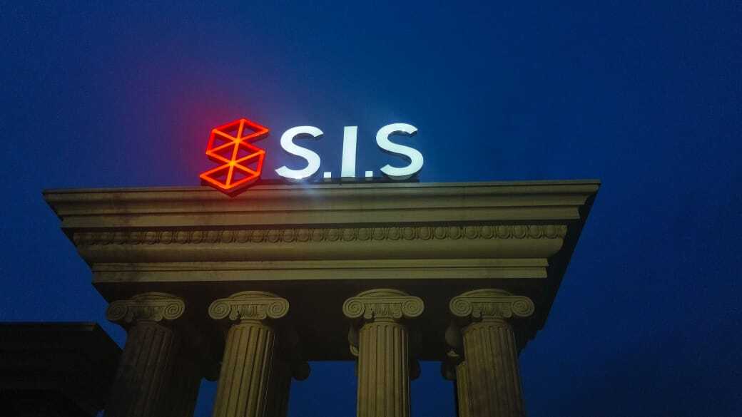 S.I.S GOLDEN GATE image