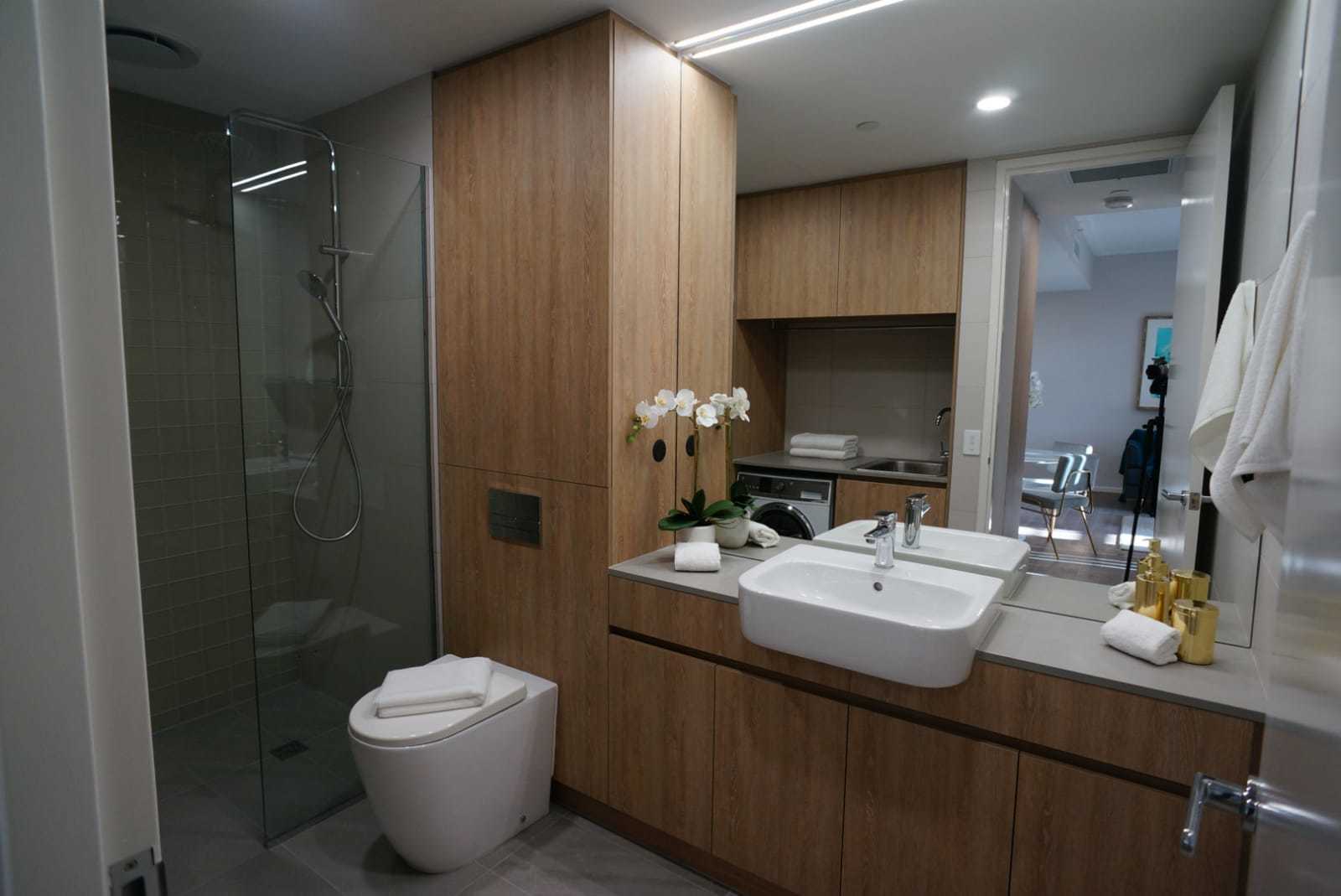 The Crest Burswood image