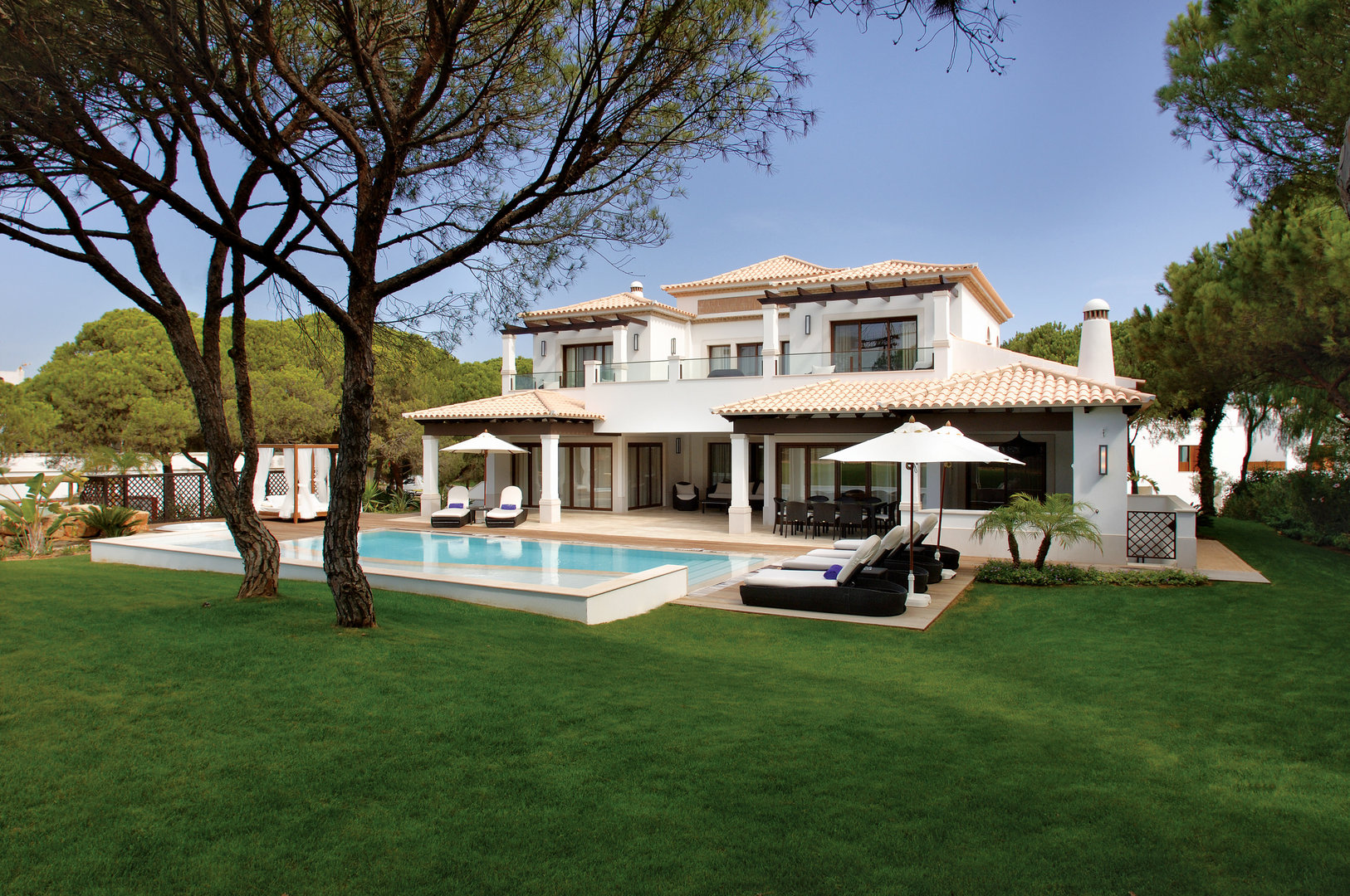 Pine Cliffs Deluxe Villas image