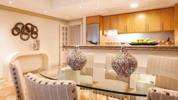 Pine Cliffs Suites image