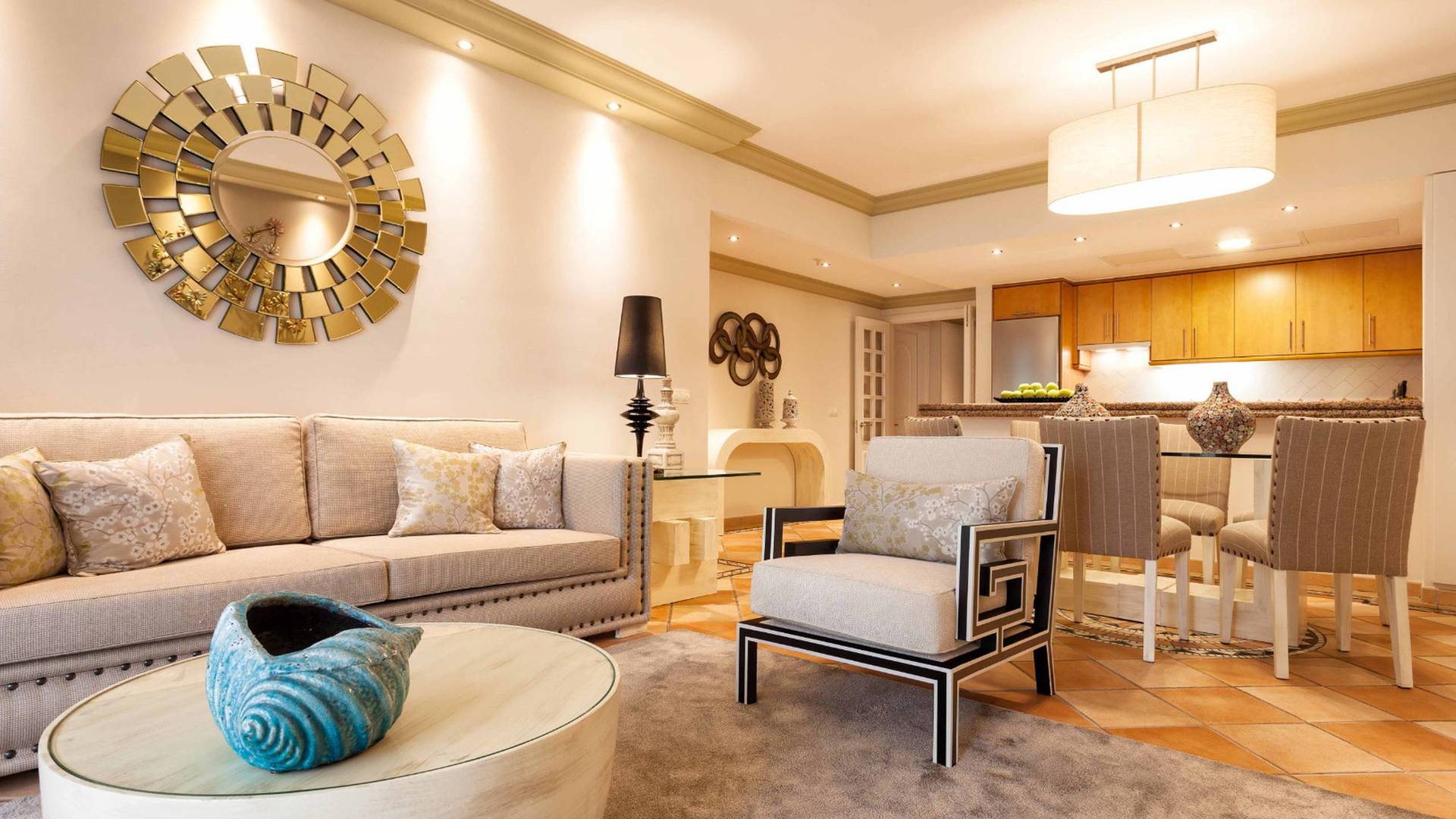 Pine Cliffs Suites image