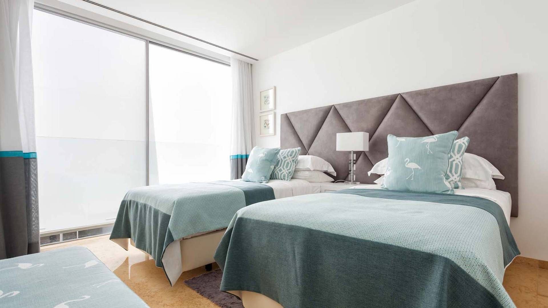 Pine Cliffs Terraces image