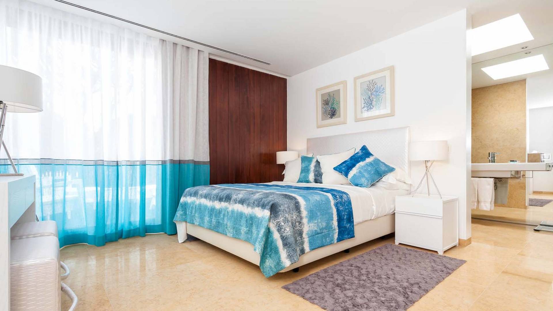 Pine Cliffs Terraces image