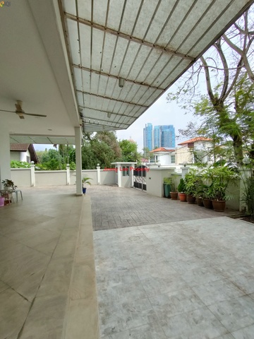 Bungalow - Jalan Batai Barat - Damansara heights image