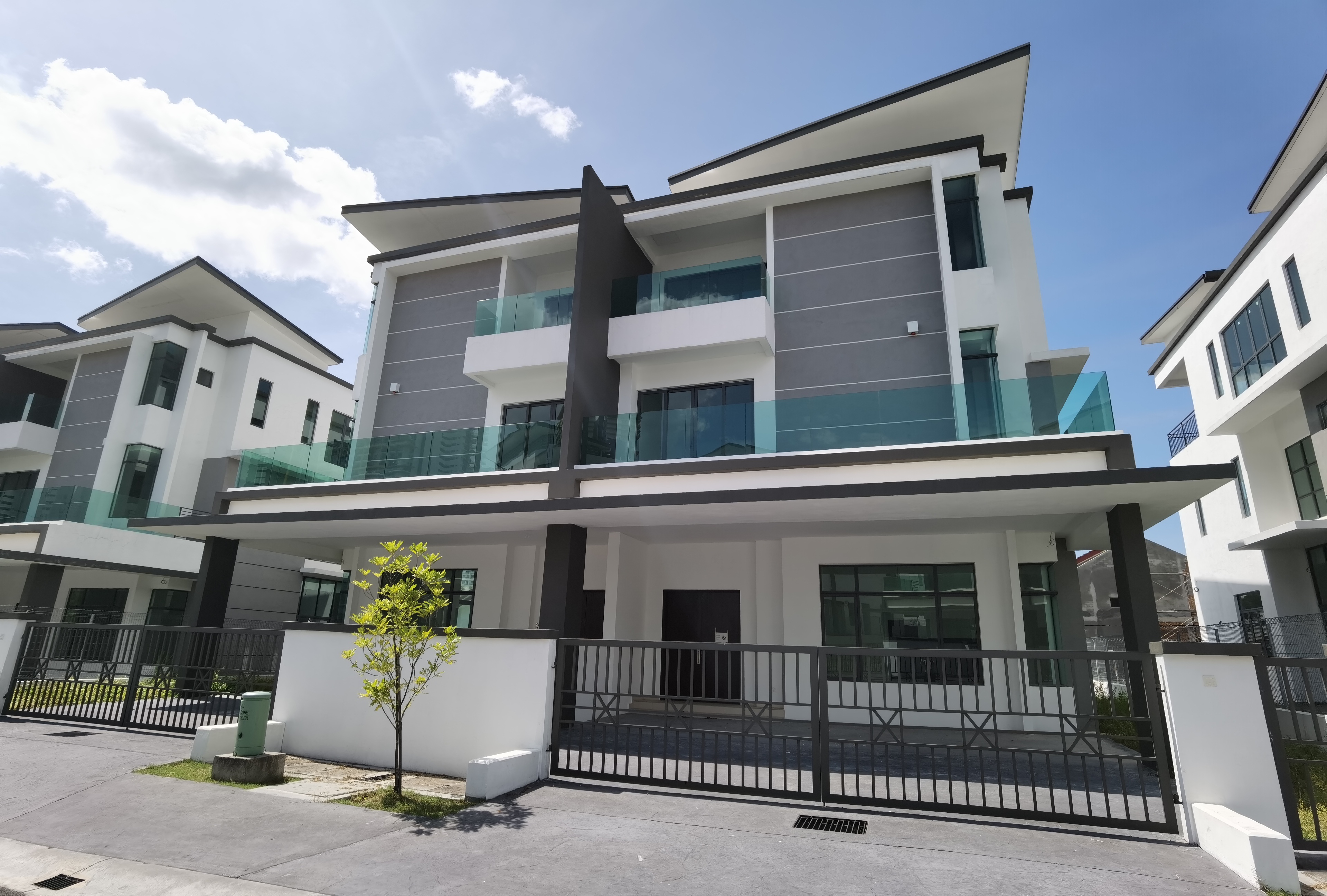 Taman Saujana Heights  image