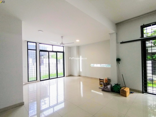 Maple Terrace image