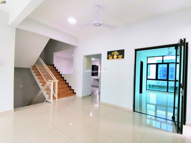 Maple Terrace image