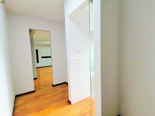 Maple Terrace image