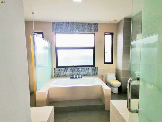 Maple Terrace image