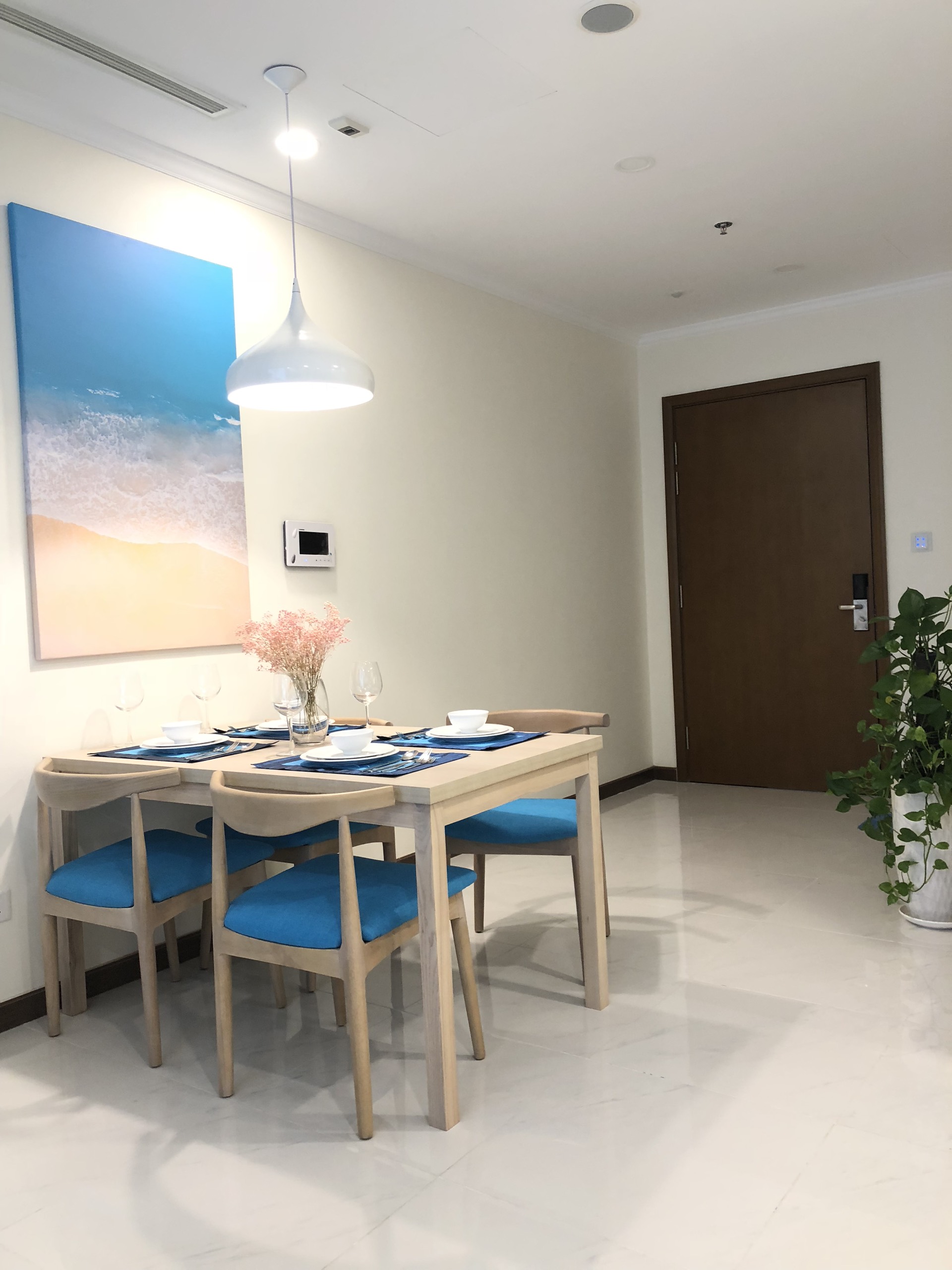 VINHOMES CENTRAL PARK, 2 BEDROOM, FULLY FURNISHED, BINH THANH DISTRICT image