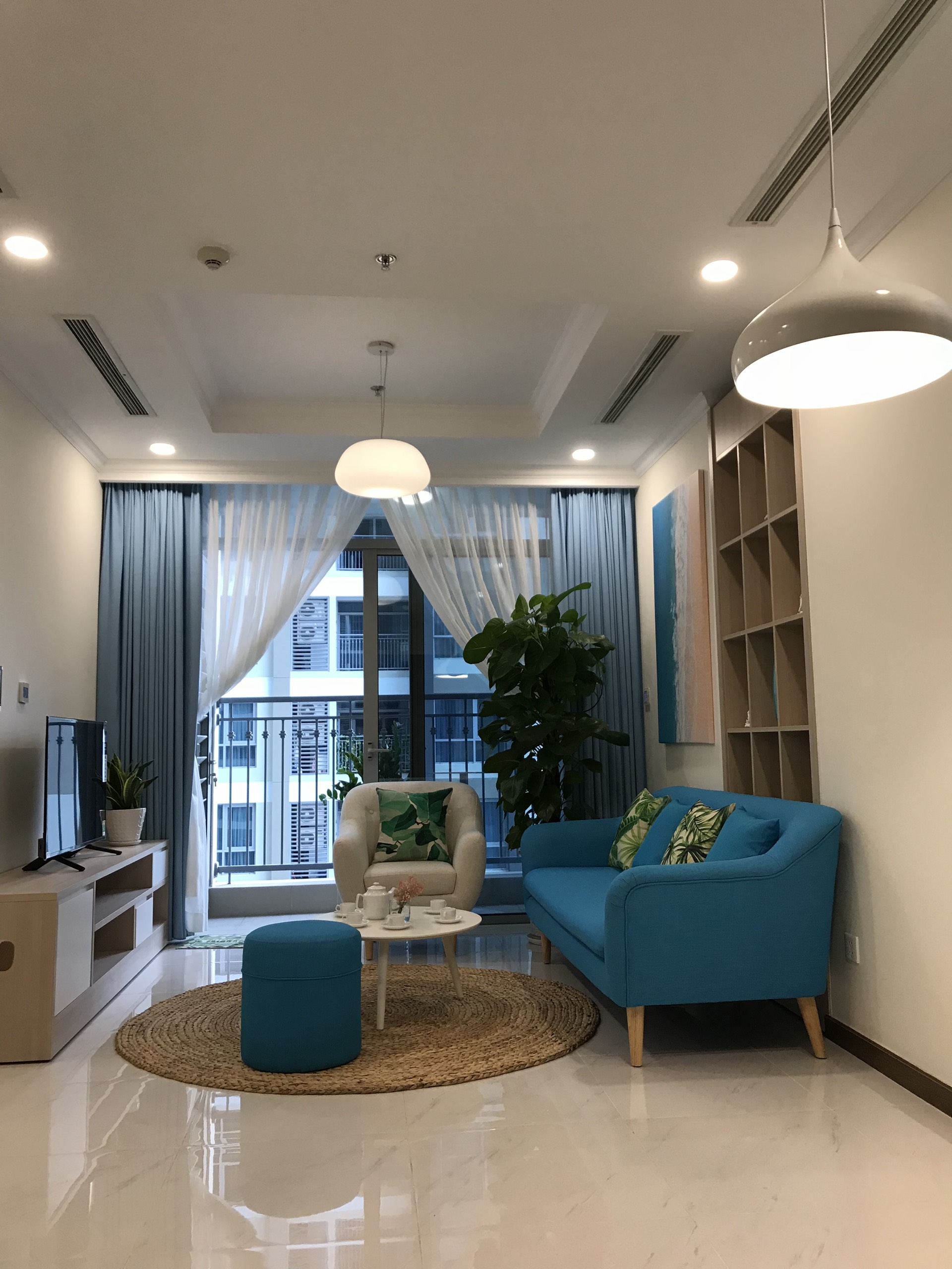 VINHOMES CENTRAL PARK, 2 BEDROOM, FULLY FURNISHED, BINH THANH DISTRICT image