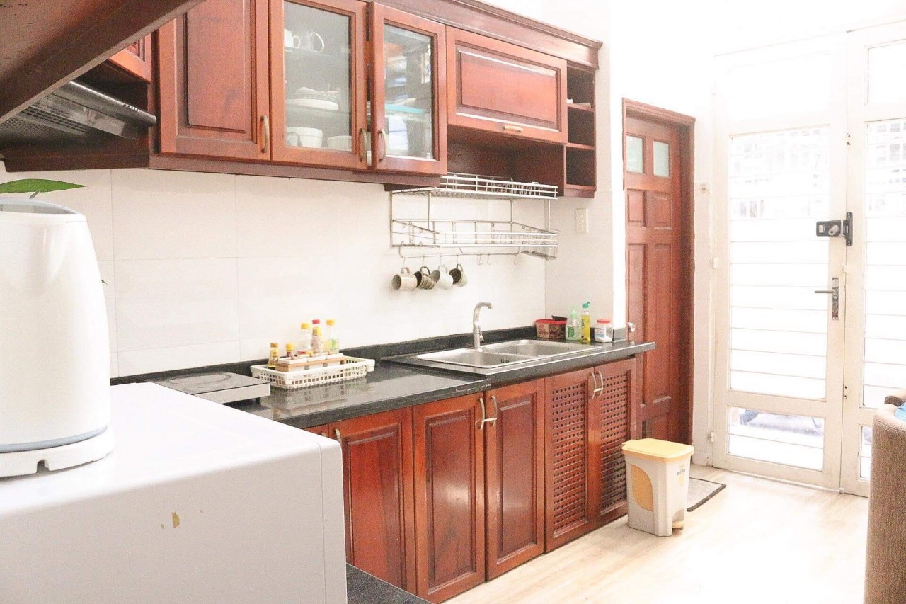 SERVICE APARTMENT AT DISTRICT 1, FULLY FURNISHED, NICE OWNER image