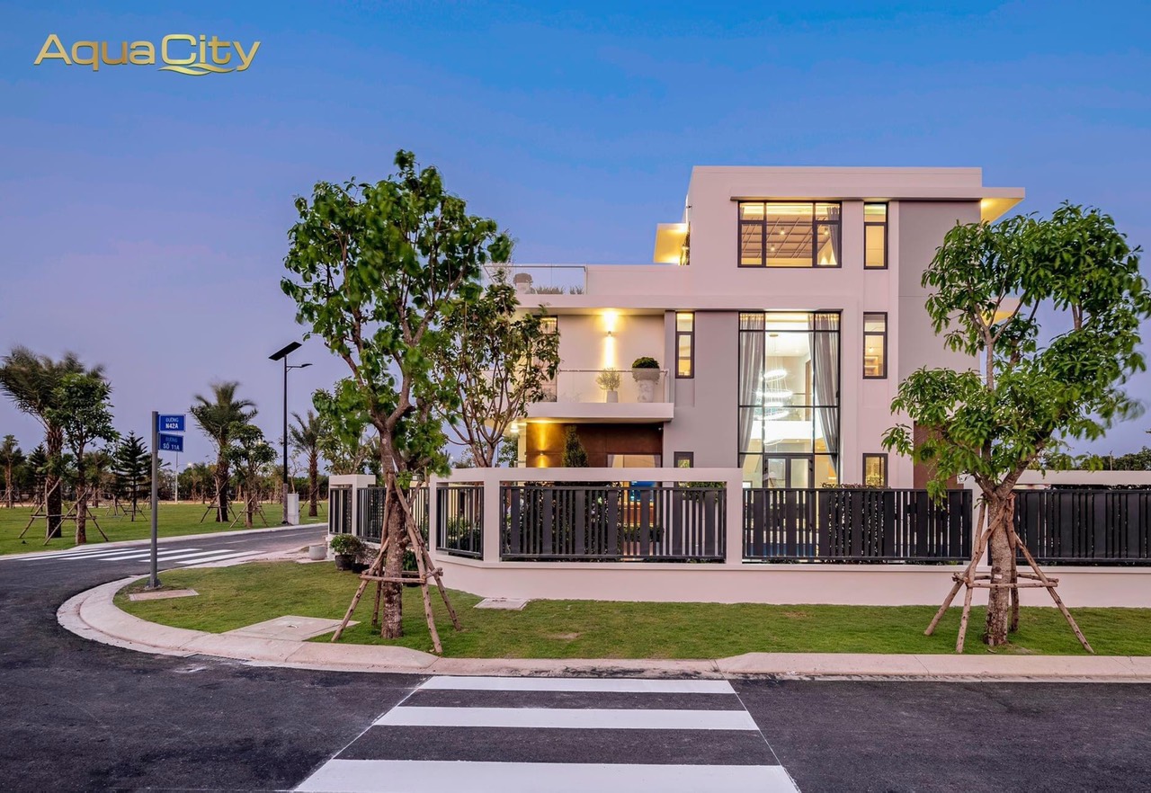 ENJOY AQUA CITY LUXURY VILLA SHOW-FLAT WITH HANNAH - IQI VIETNAM image