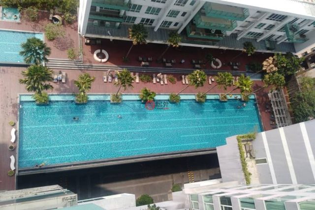 Verticas Residensi Jalan Ceylon image