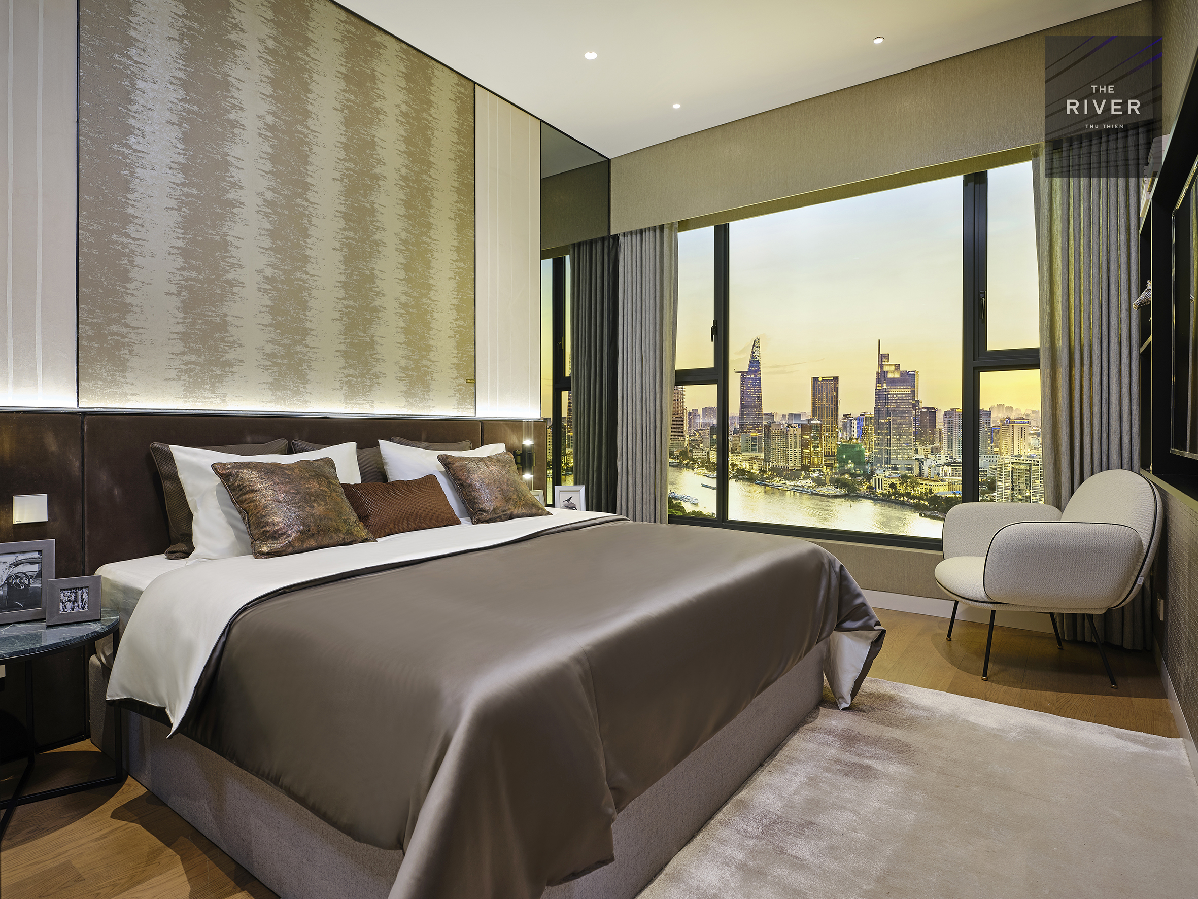 THE RIVER THU THIEM - The foreigner's price is the same as that of the Vietnamese image