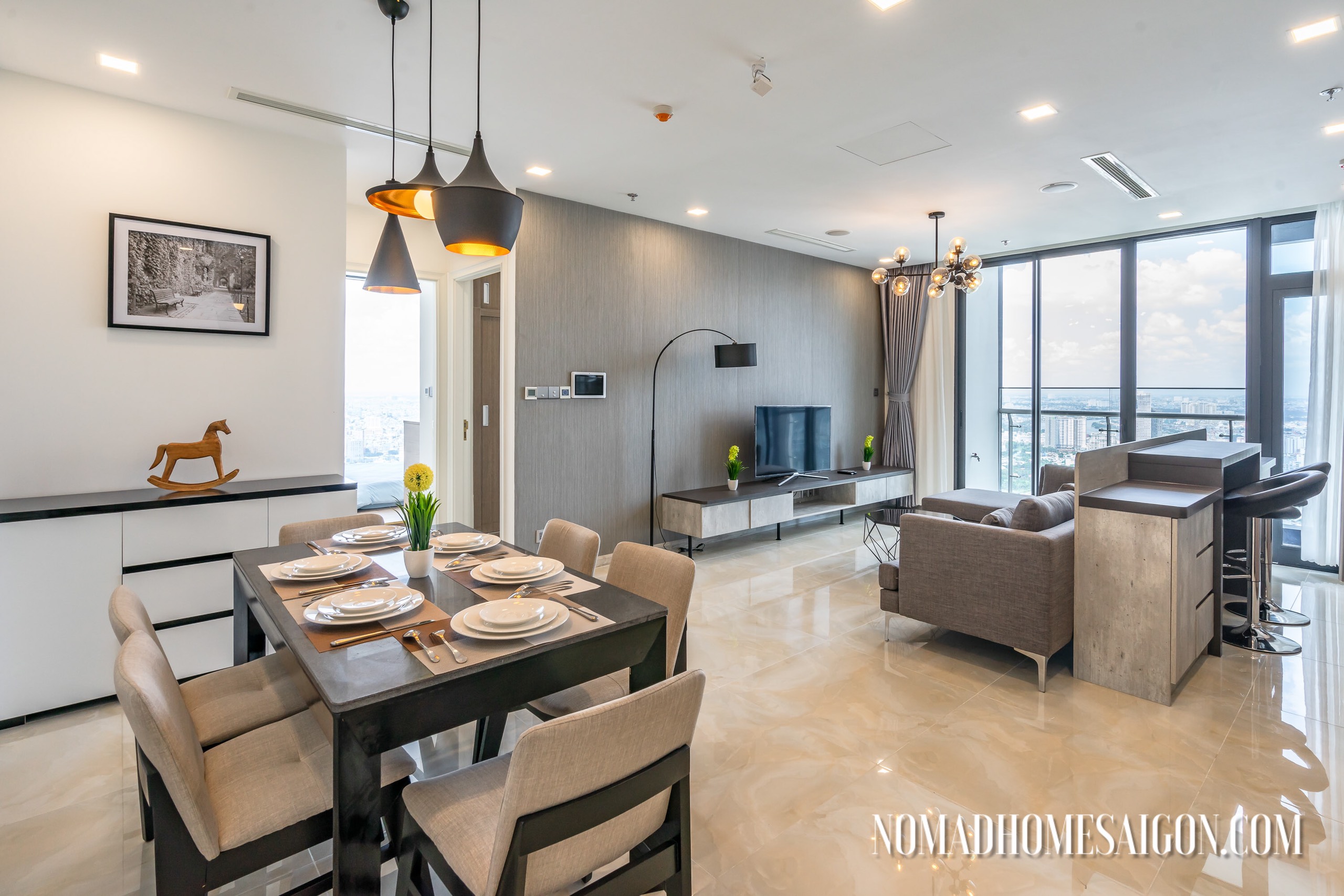 VINHOMES GOLDEN RIVER, FOREIGNER QUOTA, 3 BEDROOMS, LANDMARK VIEW, HIGH LEVEL image