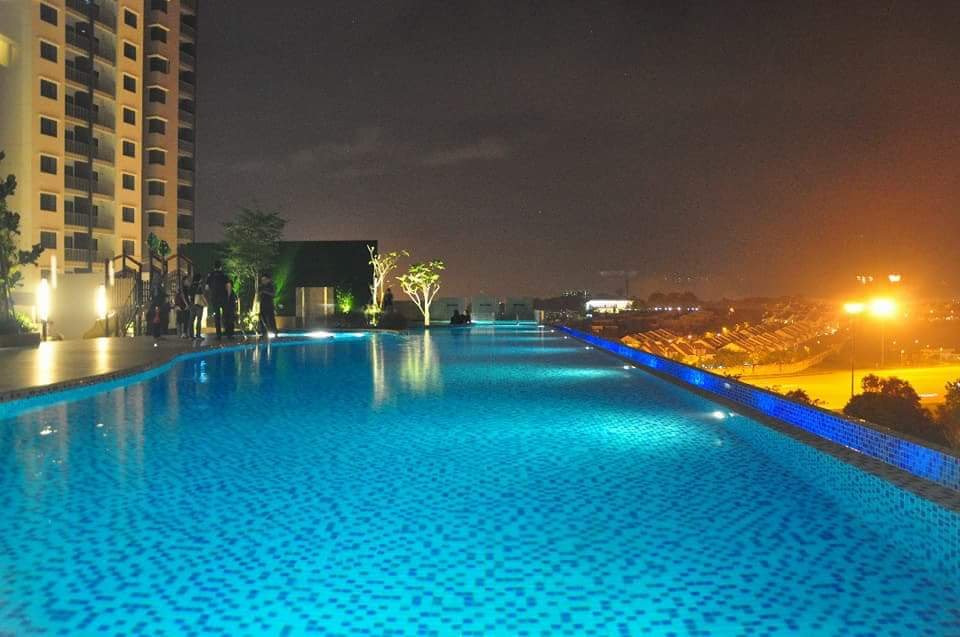 Suterapine condo sungai long image
