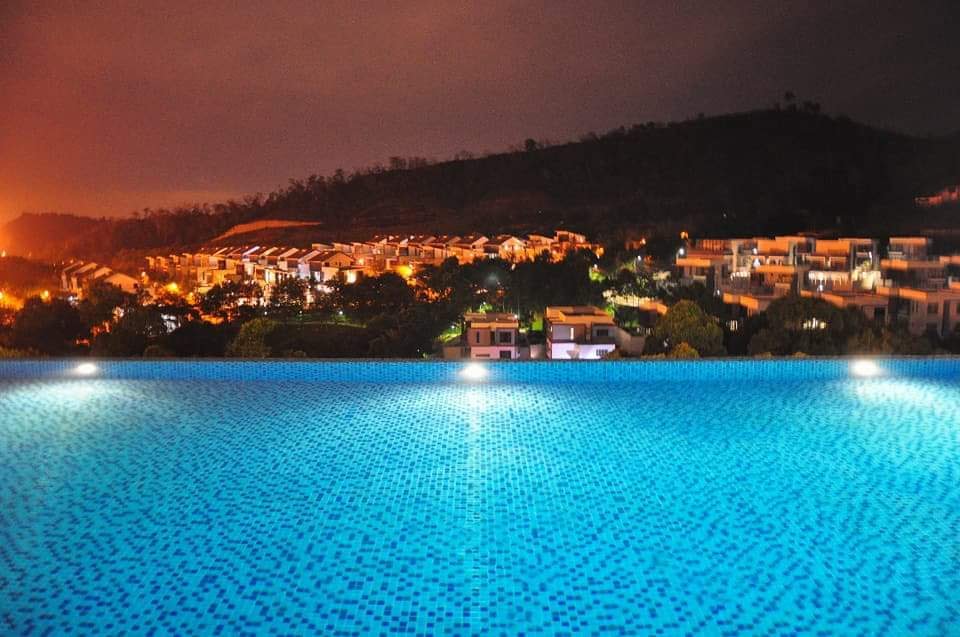 Suterapine condo sungai long image