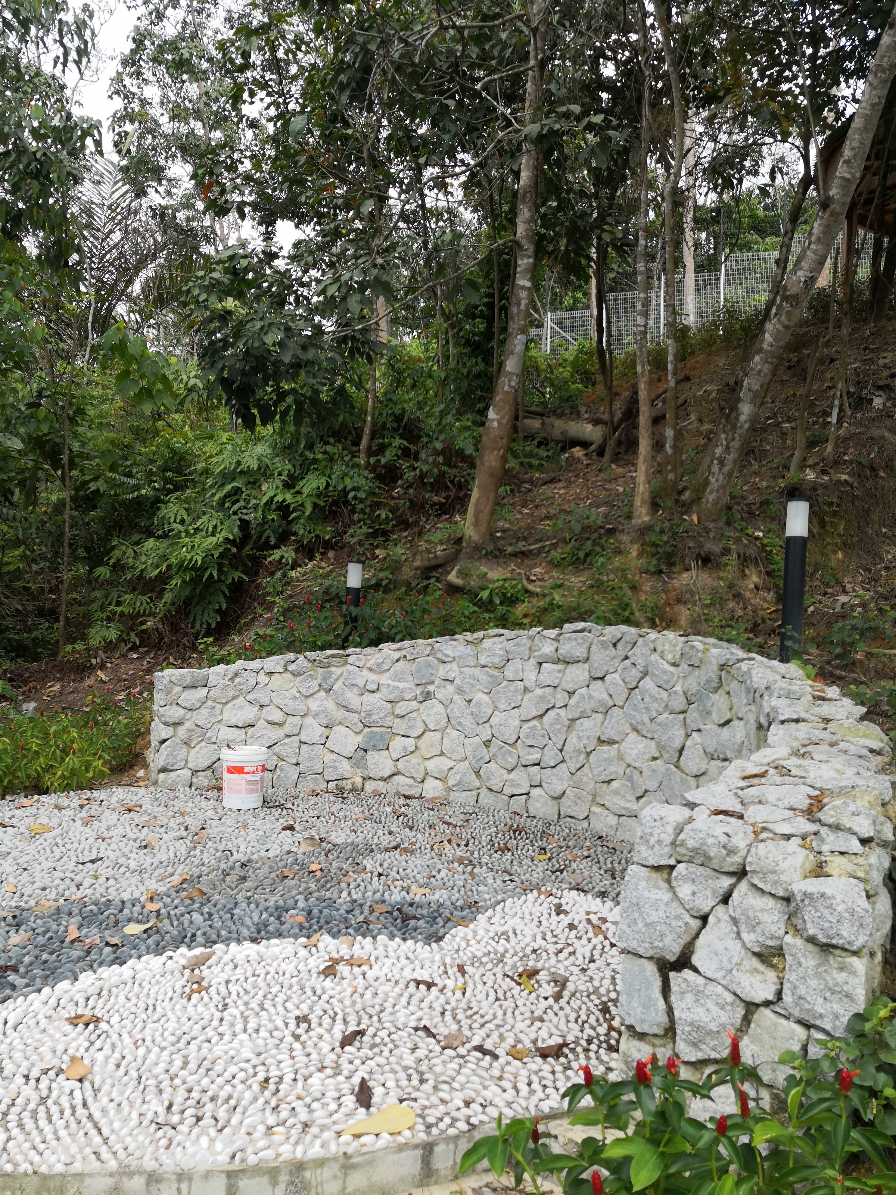 Suterapine Condo  image