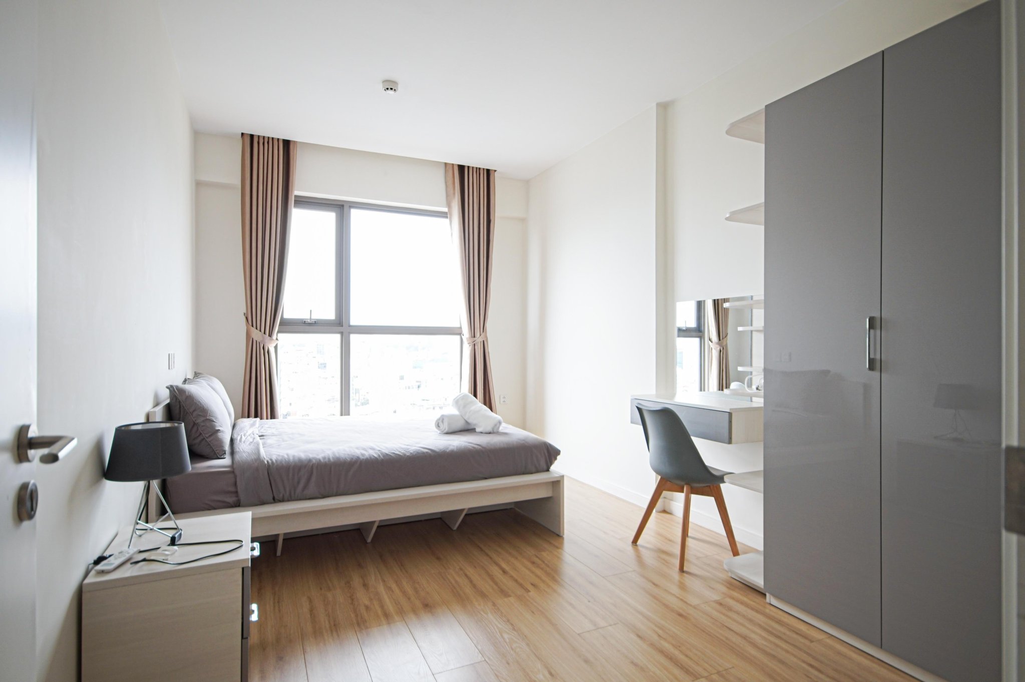 MILLENNIUM, 2 Phòng ngủ, Full nội thất, View sông và Bitexco image