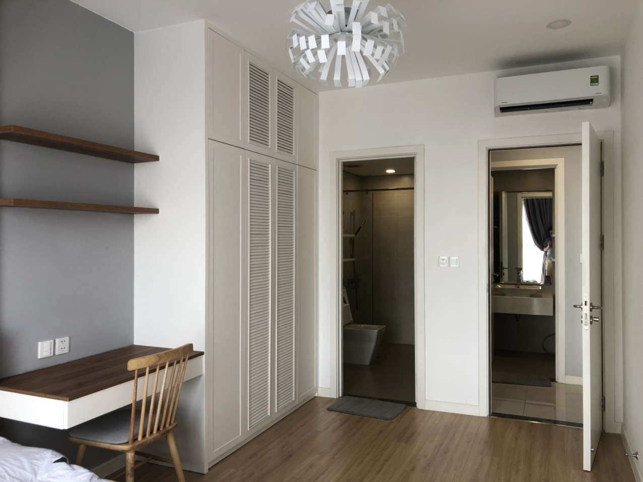 MILLENNIUM, 2 Phòng ngủ, Full nội thất, View sông và view quận 1 image