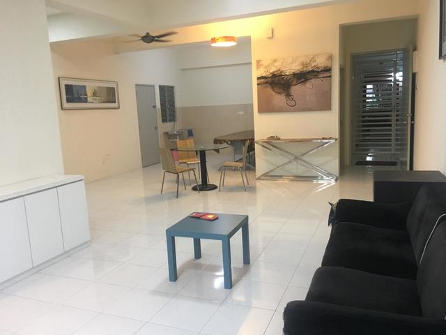 BM Residensi image