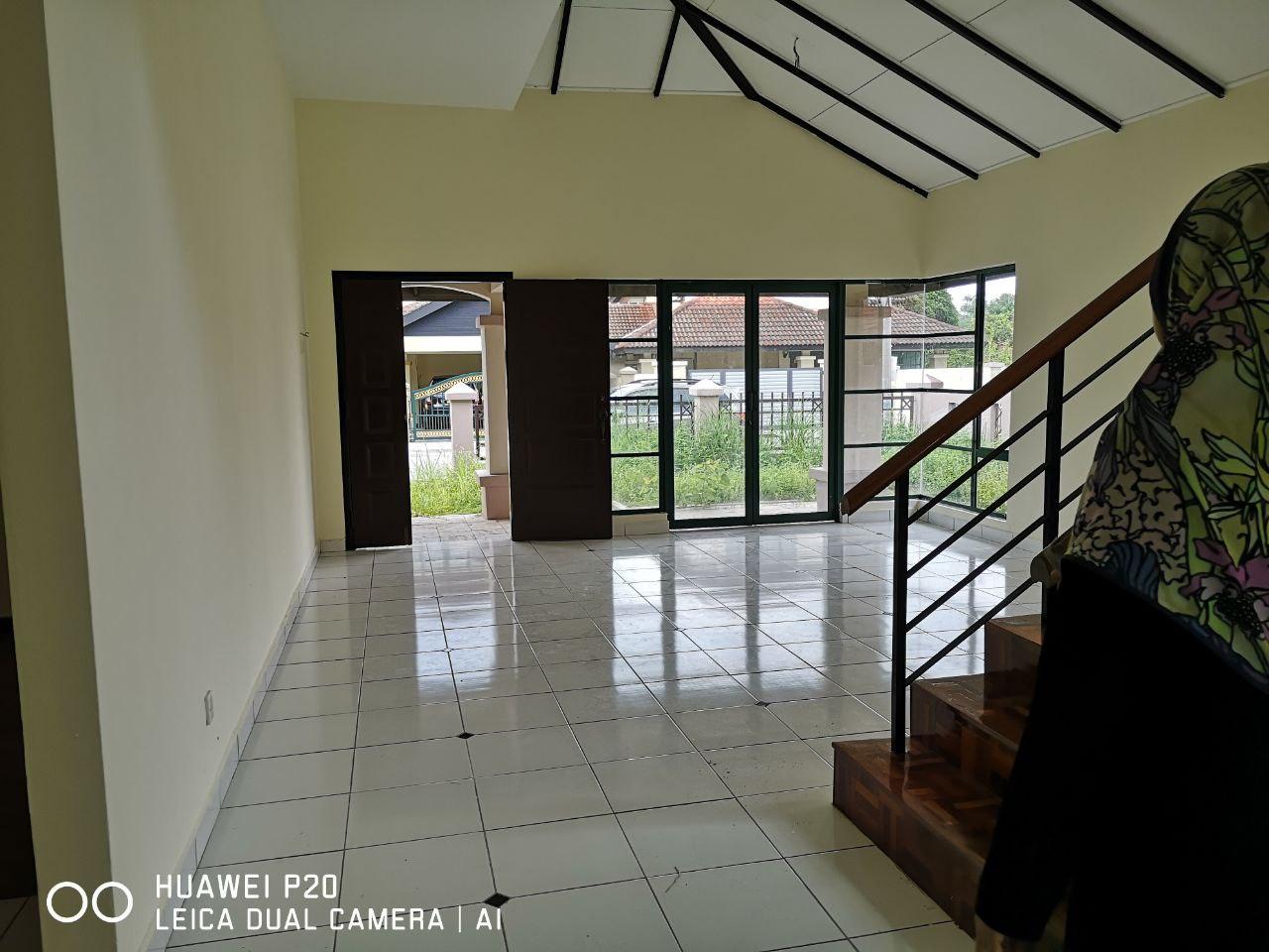 Double Storey Semi-detached house Fasa 3A, Bandar Tasik Kesuma, Semenyih, Selangor image