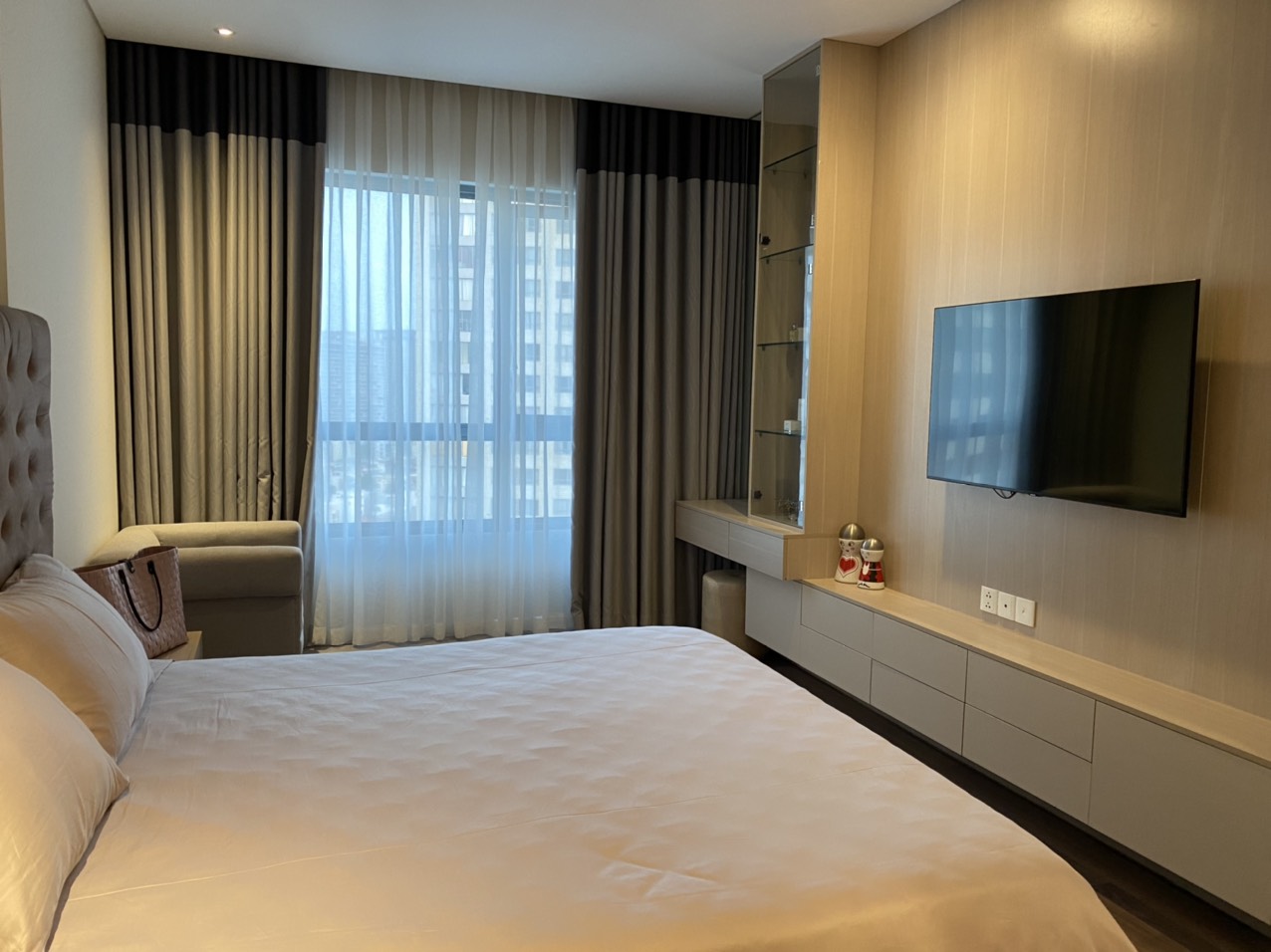 DIAMOND ISLAND, 3 BEDROOM, FULLY FURNISHED, NICE VIEW image