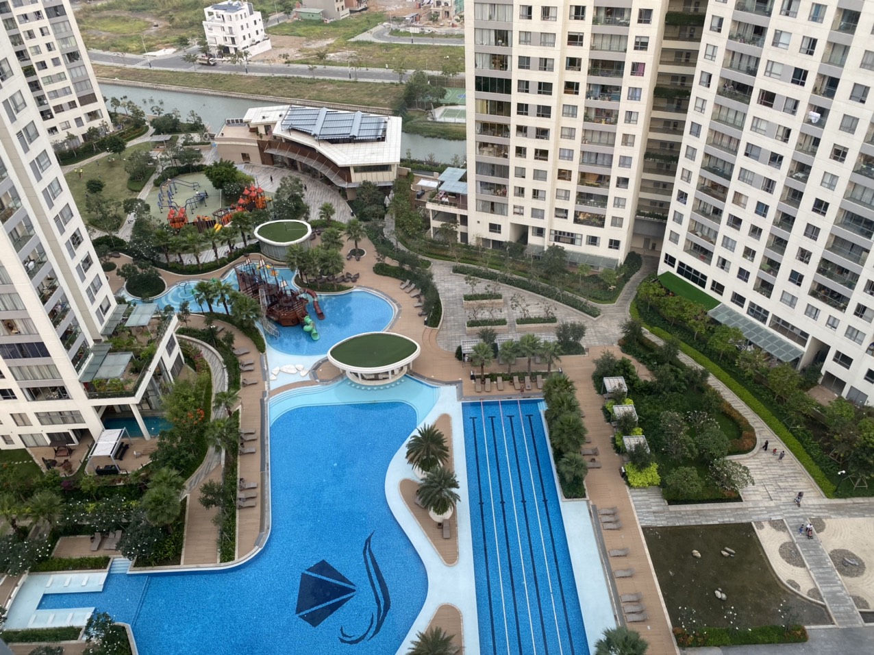 DIAMOND ISLAND, 3 BEDROOM, FULLY FURNISHED, NICE VIEW image