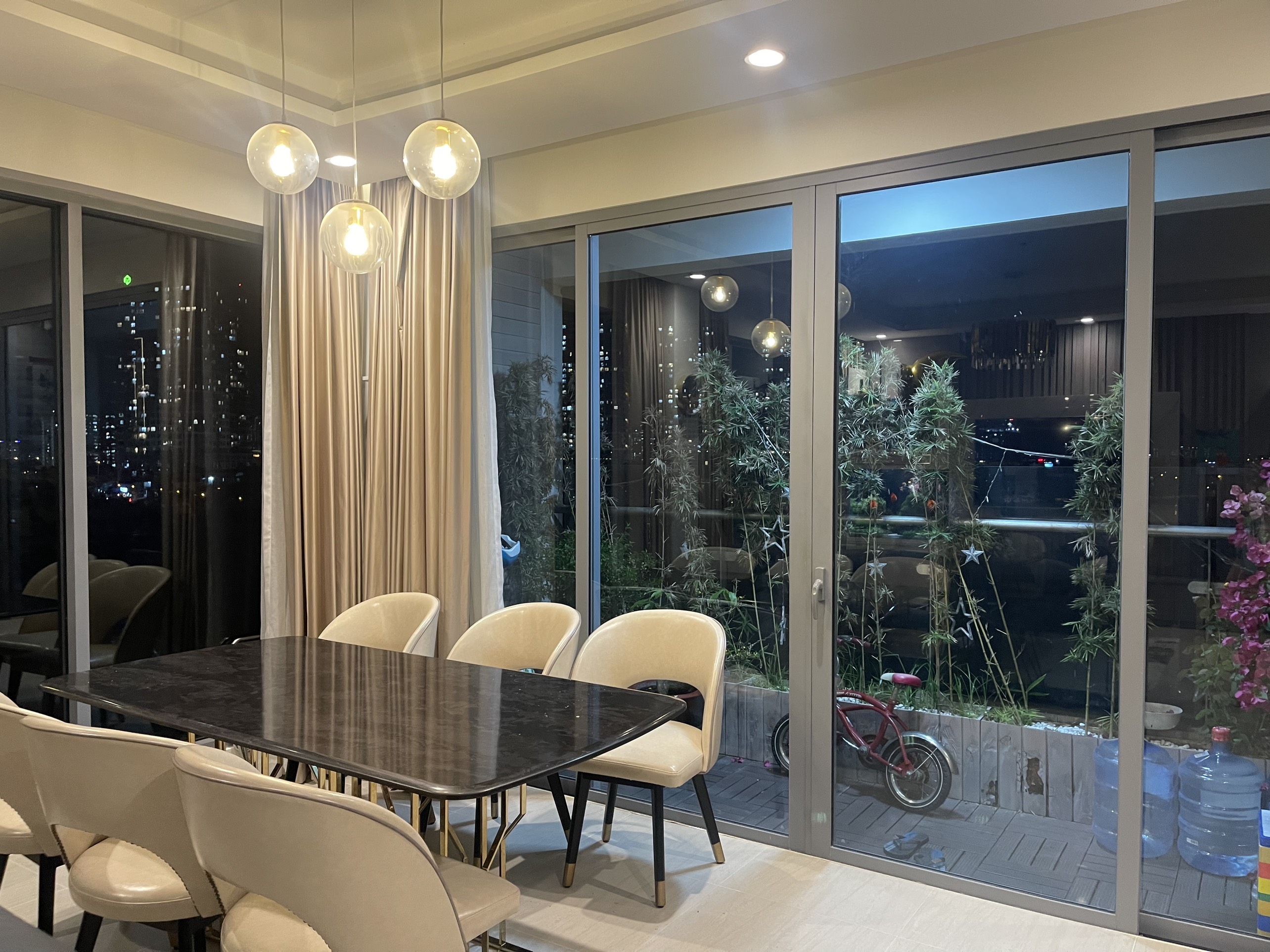 ĐẢO KIM CƯƠNG, 3 phòng ngủ, Full nội thất, view sông và Landmark 81 image