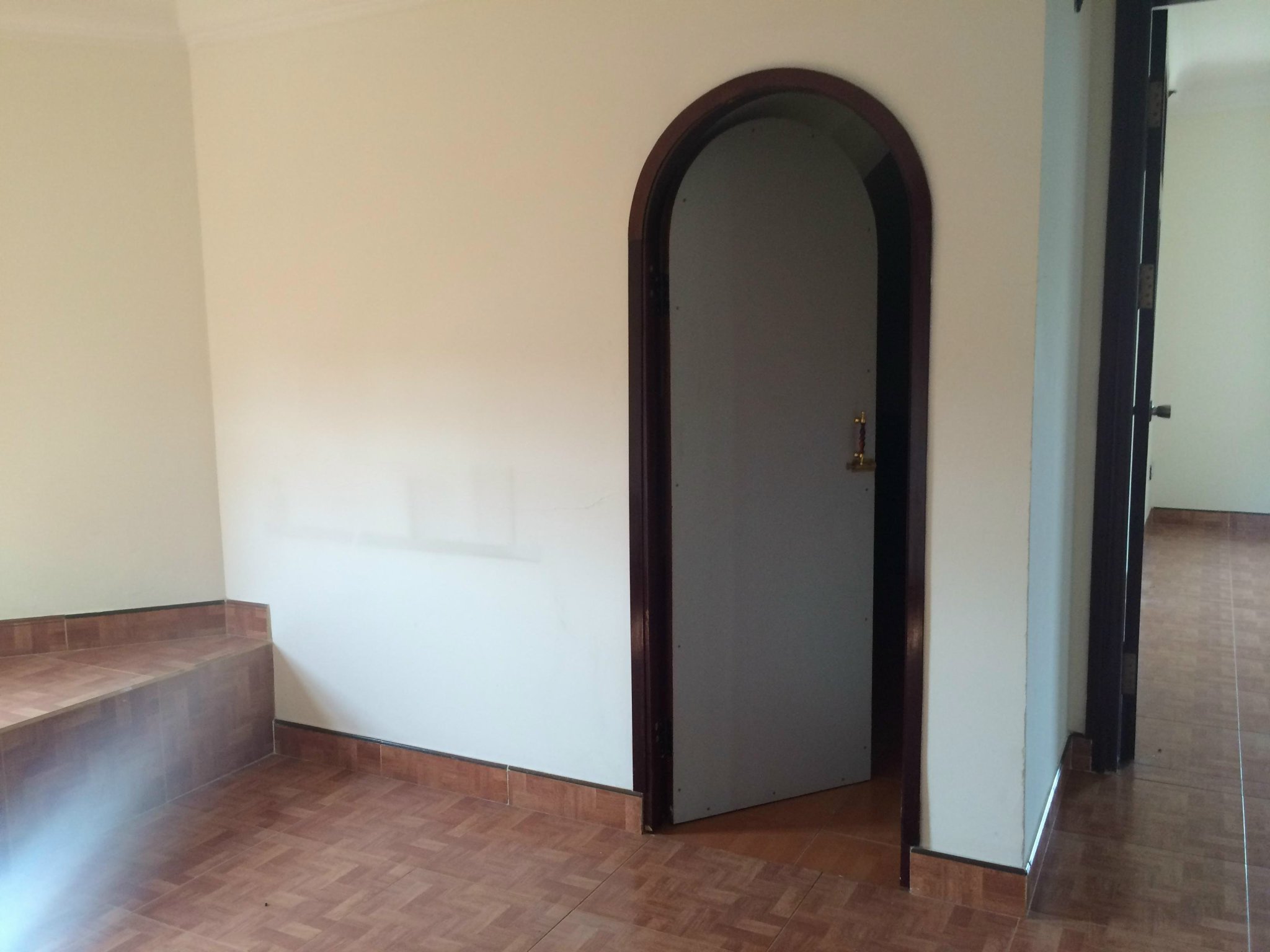 BIỆT THỰ THẢO ĐIỀN, CÓ HÒ BƠI RIÊNG, ĐANG CÓ HĐ THUÊ $14000 image