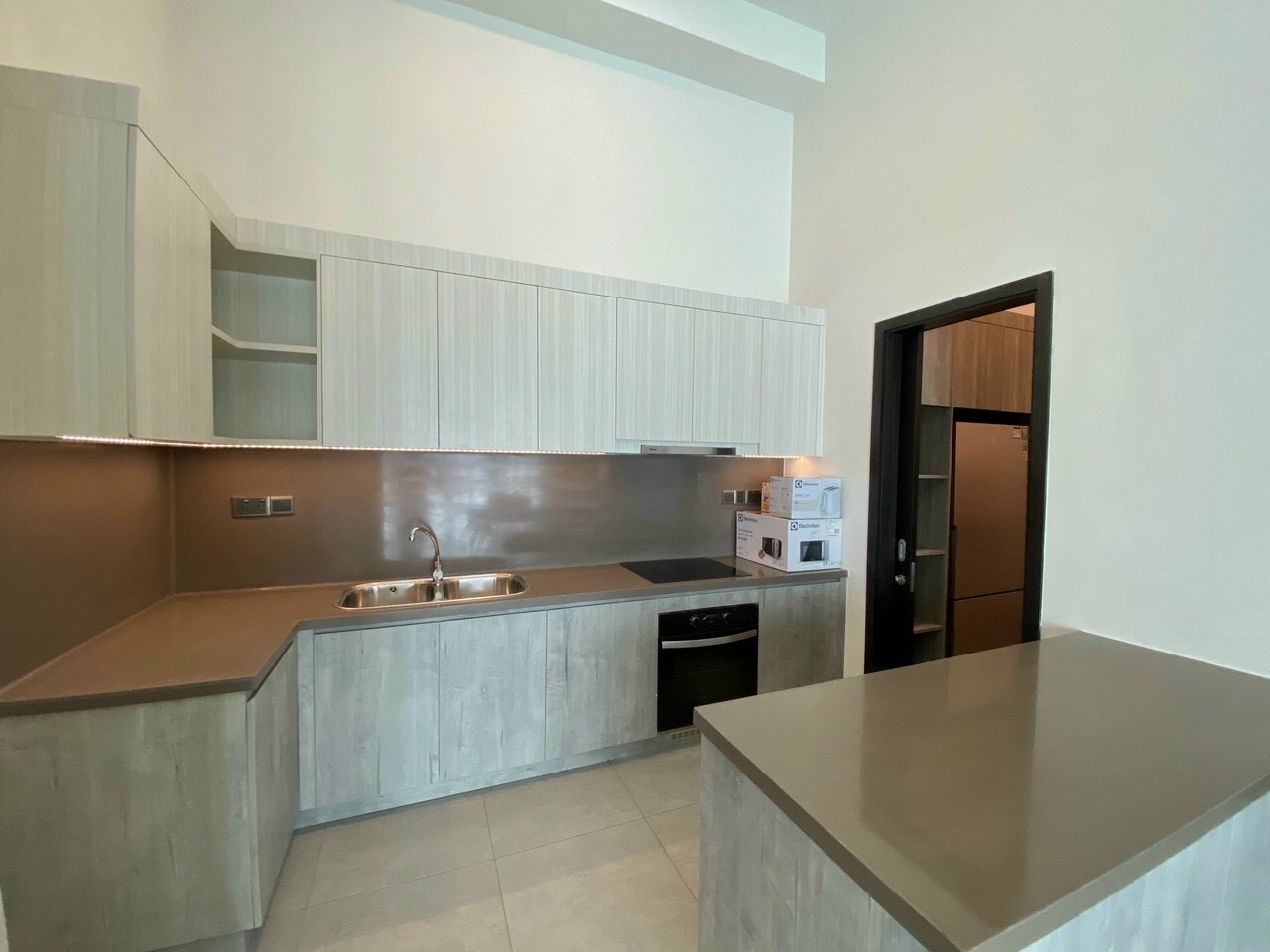 SOMERSET - FELIZ EN VISTA, 4 PHÒNG NGỦ, FULL NỘI THẤT, CÓ HĐ THUÊ image