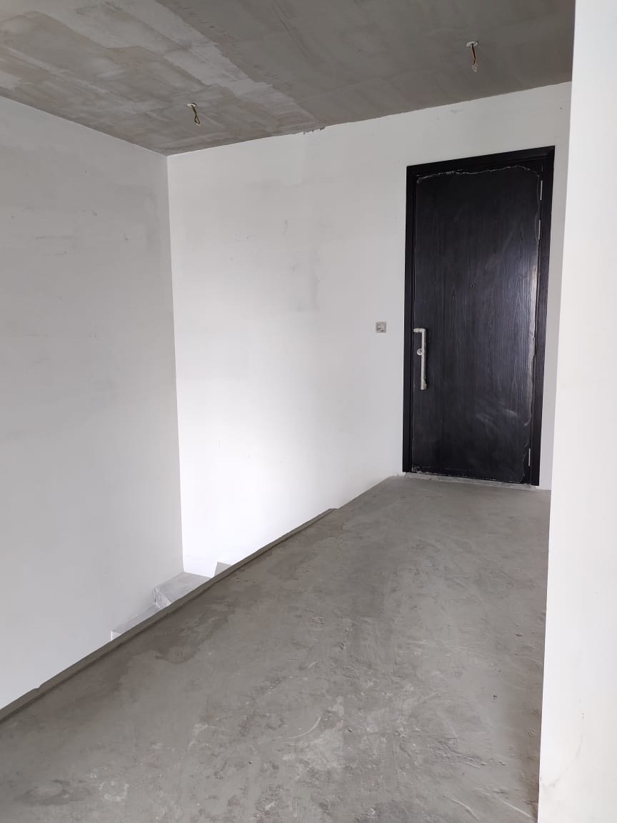 DUPLEX FELIZ EN VISTA, 3 BEDROOM, BARE SHELL, NICE VIEW image