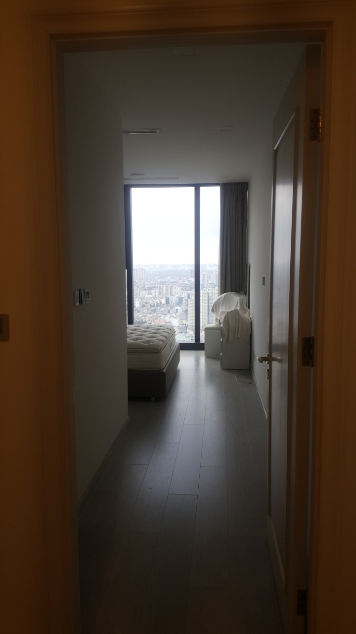 VINHOMES GOLDEN RIVER, FOR RENT 1 BEDROOM, FULLY FURNISHED, NICE VIEW image