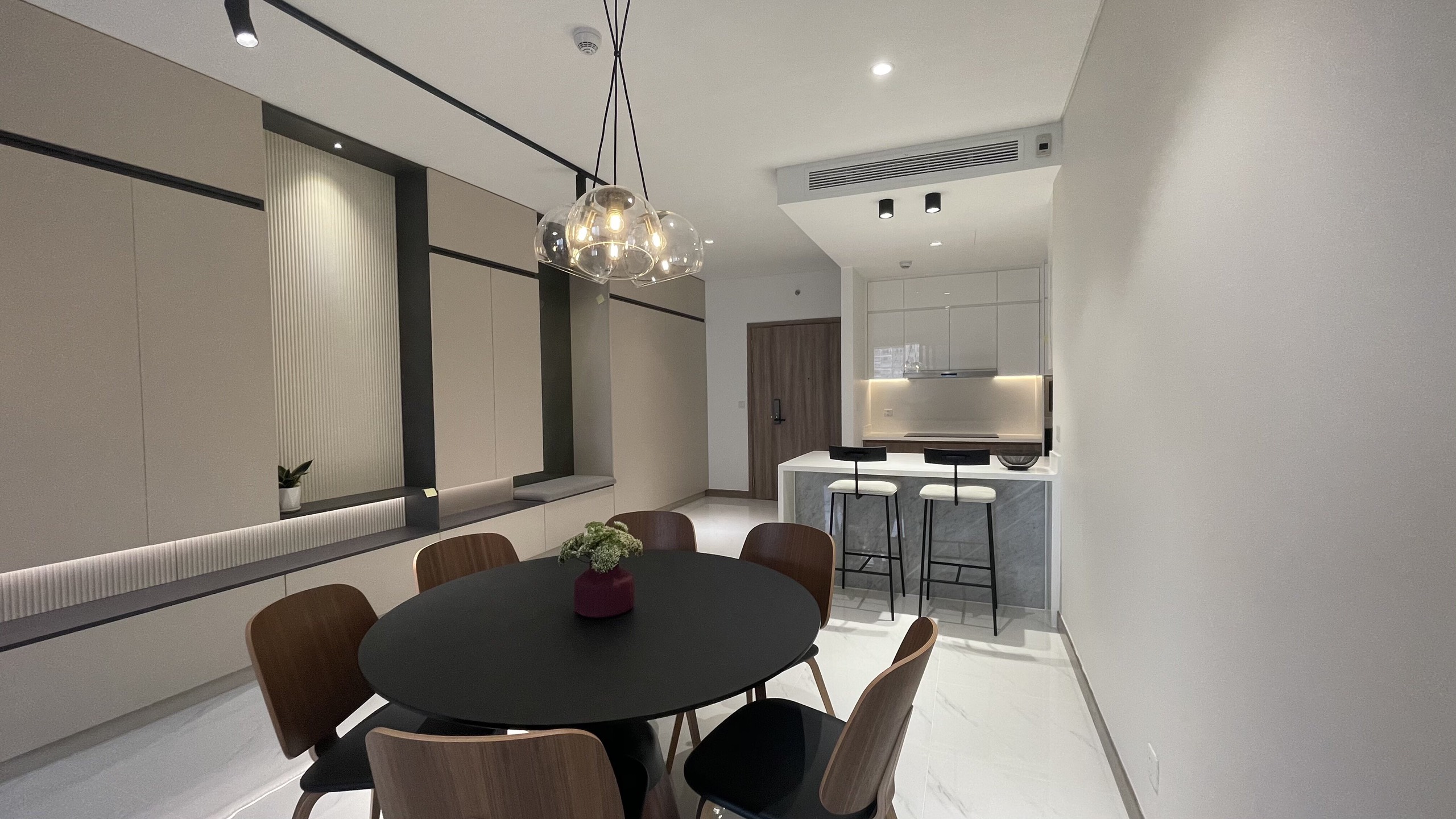 SUNWAH PEARL, 3 BEDROOMS, FULLY LUXURY FURNISHED, RIVER VIEW image