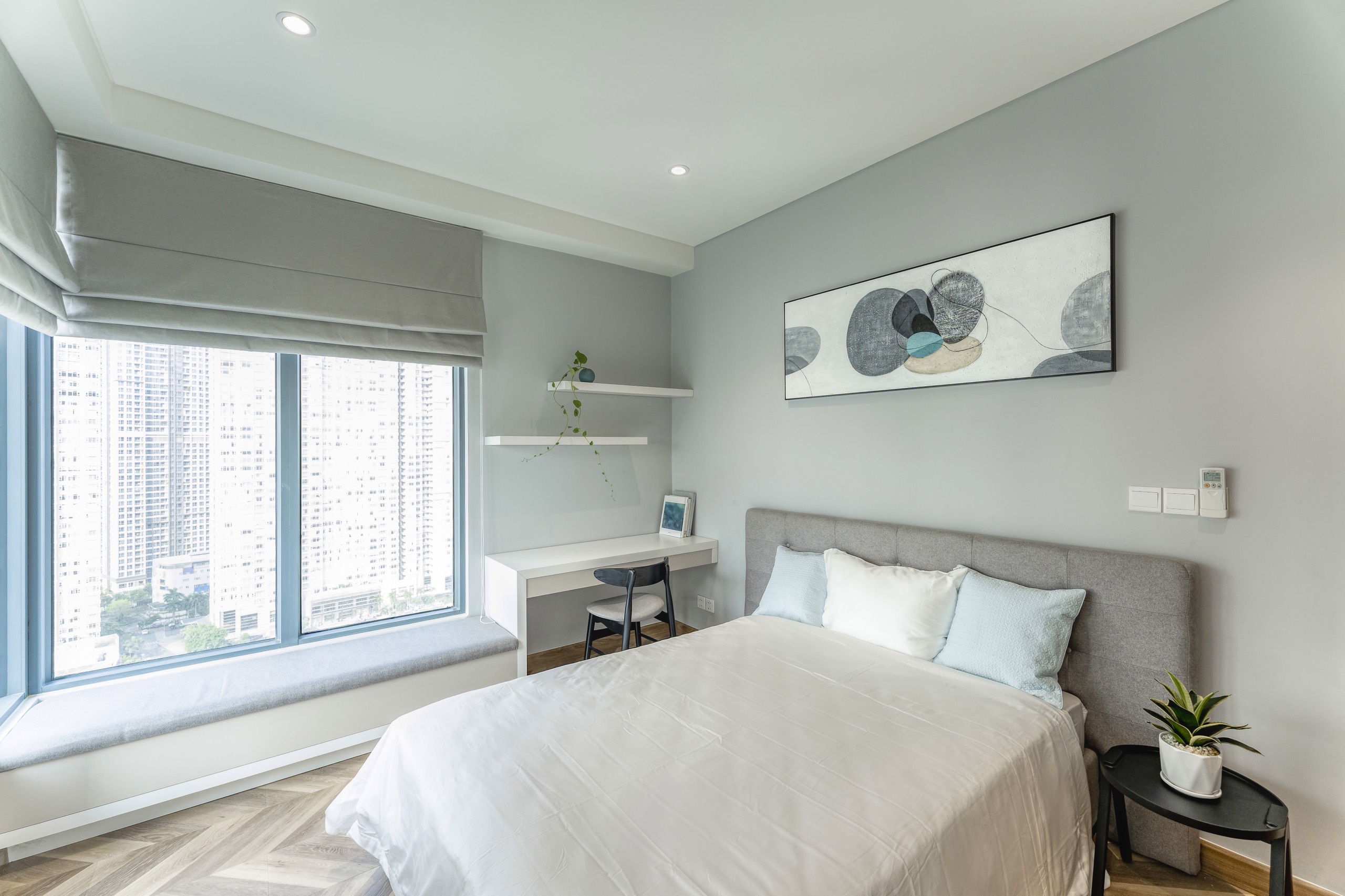 SUNWAH PEARL, 3 BEDROOMS, FULLY LUXURY FURNISHED, RIVER VIEW image