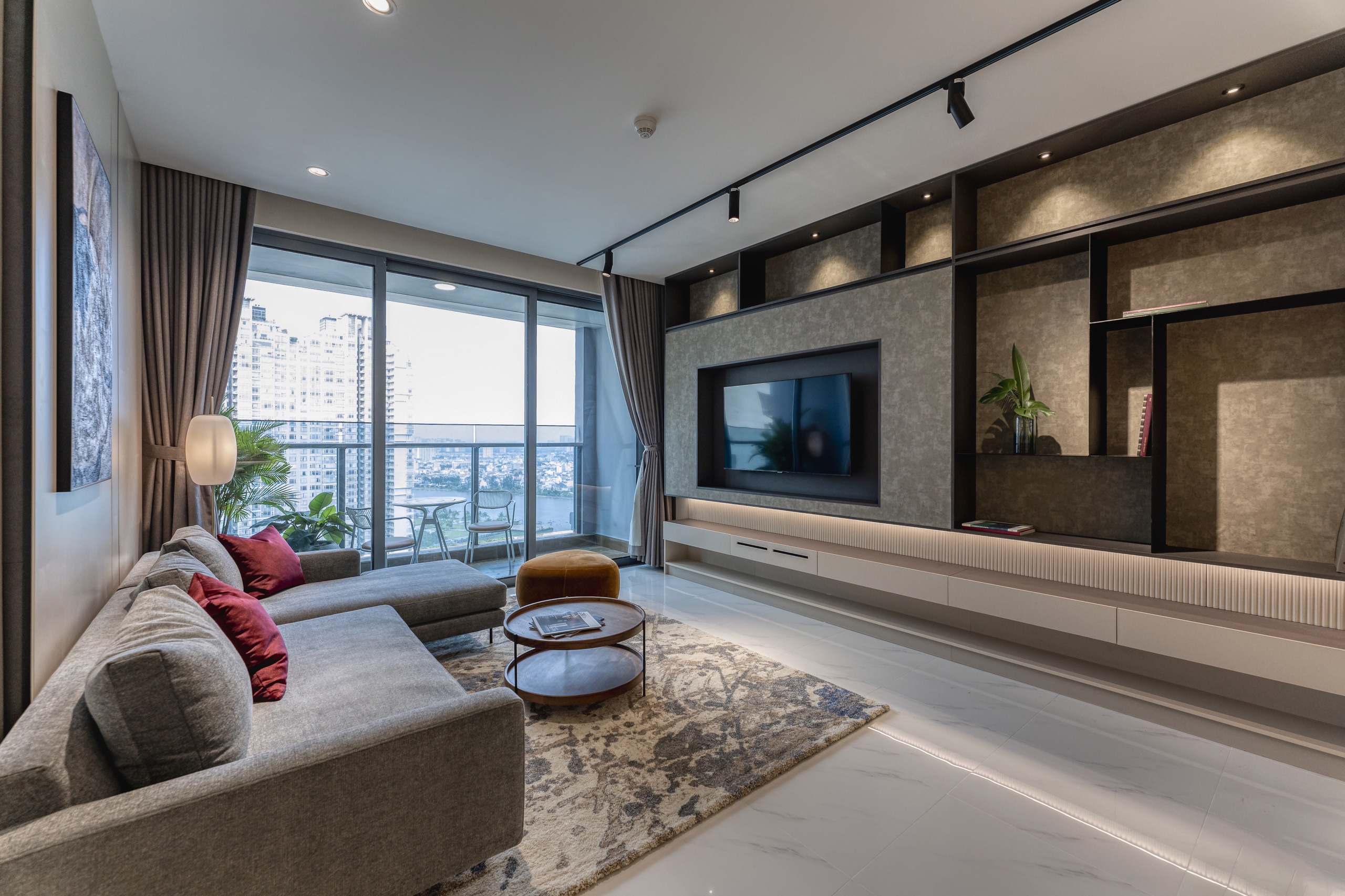 SUNWAH PEARL, 3 BEDROOMS, FULLY LUXURY FURNISHED, RIVER VIEW image
