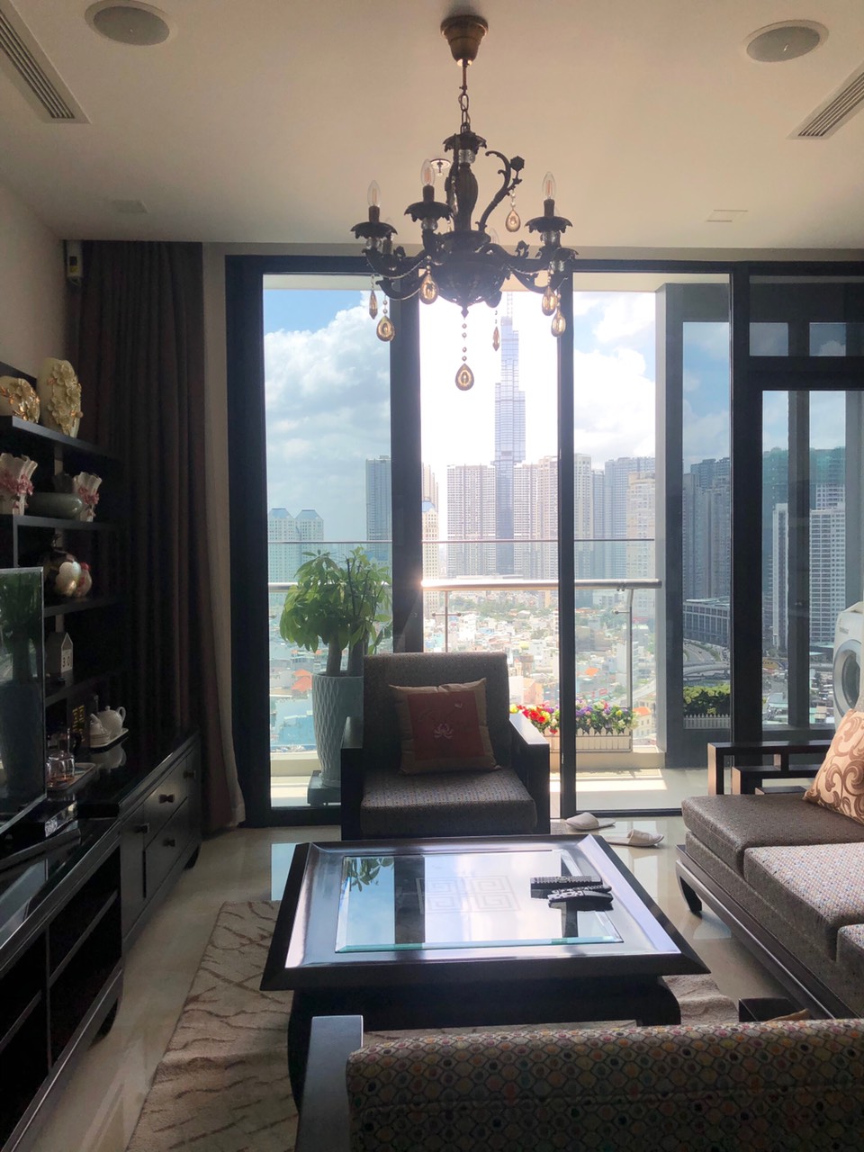 VINHOMES GOLDEN RIVER, 3 BEDROOMS, FULLY FURNISHED, RIVER VIEW image