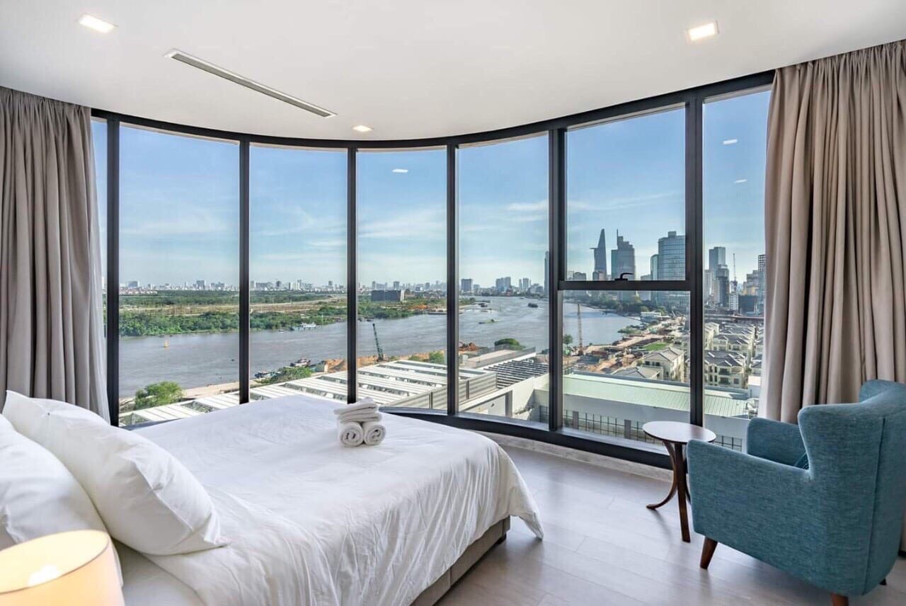 VINHOMES GOLDEN RIVER, 3 BEDROOM, FULLY FURNISHED, RIVER VIEW image