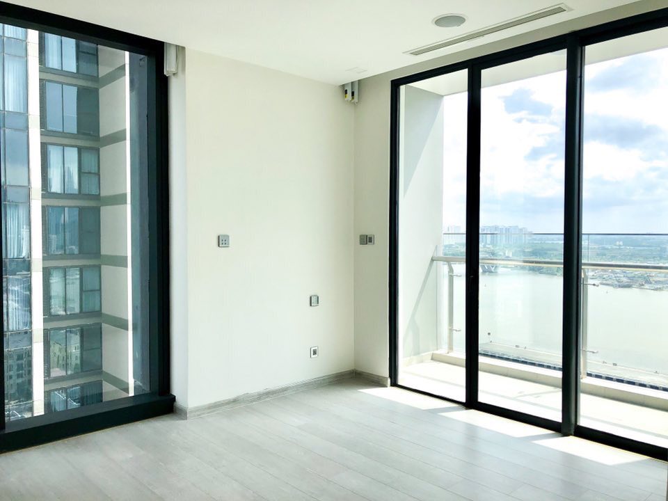 VINHOMES GOLDEN RIVER, 3 BEDROOMS, FULLY FITTED, RIVER & BITEXCO VIEW image