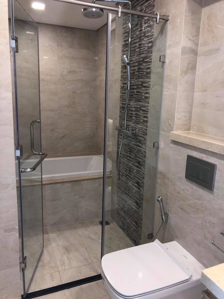 VINHOMES GOLDEN RIVER, 3 BEDROOMS, FULLY FITTED, RIVER & BITEXCO VIEW image