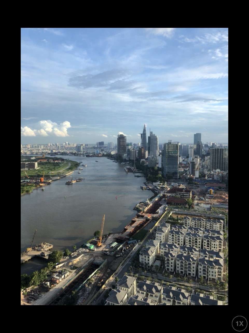 VINHOMES GOLDEN RIVER, 3 BEDROOM, FULLY FURNISHED, RIVER VIEW image