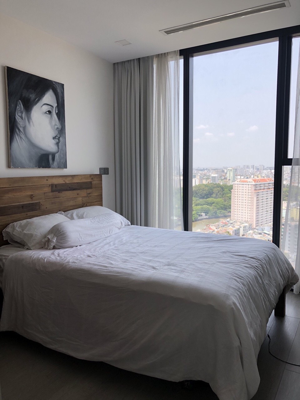 VINHOMES GOLDEN RIVER, 3 PHÒNG NGỦ, ĐẦY ĐỦ NỘI THẤT, VIEW SÔNG VÀ QUẬN 1 image