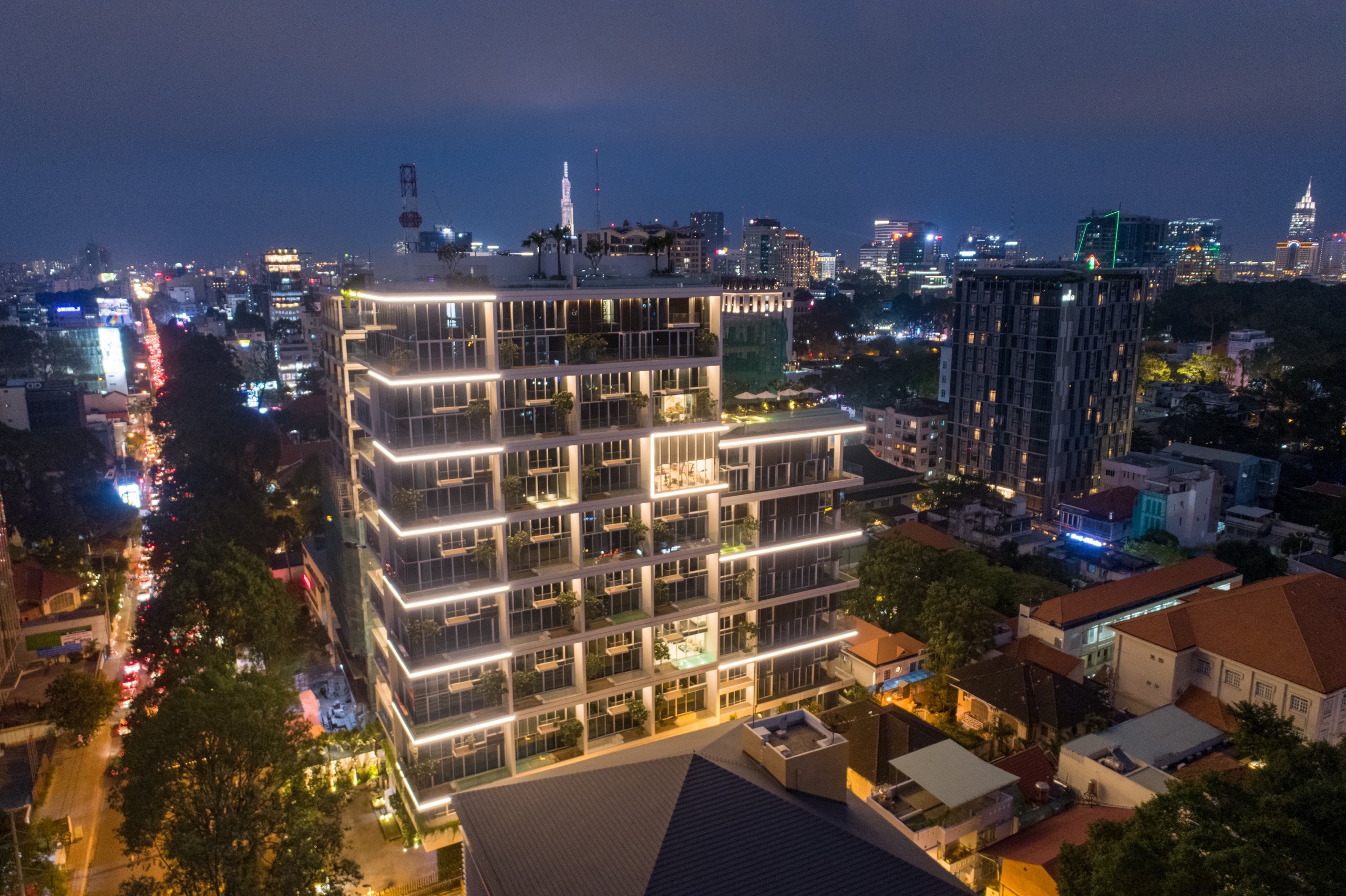 PENTHOUSE SERENITY SKY VILLA, 4 BEDROOMS, BARE SHELL, SUPER NICE VIEW image