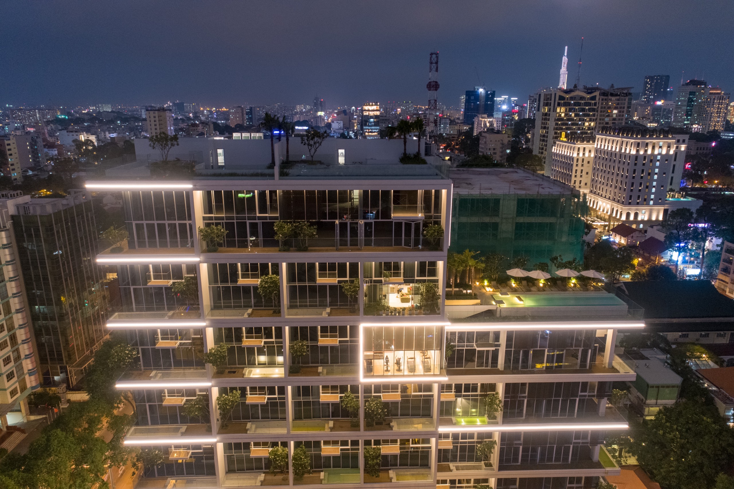 PENTHOUSE SERENITY SKY VILLA, 4 BEDROOMS, BARE SHELL, SUPER NICE VIEW image