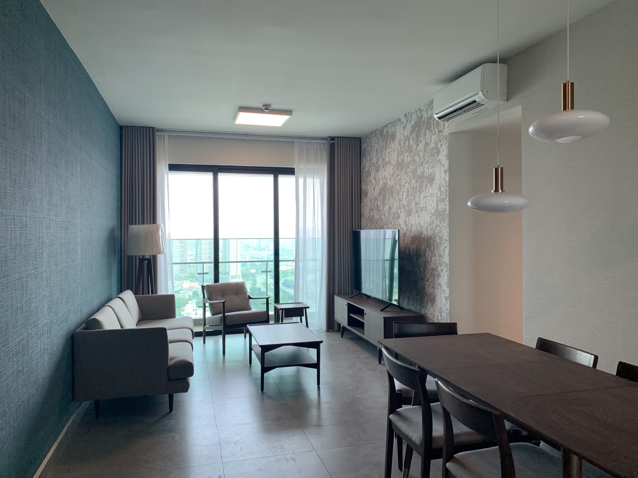 FELIZ EN VISTA, 3 BEDROOMS, FULLY FURNISHED, LANDMARK 81 VIEW image