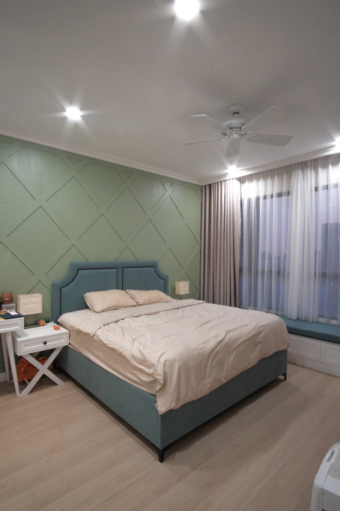 THE VIEW, 3 BEDROOMS, FULLY FURNITURE, SWIMMING POOL & PHU MY HUNG VIEW image