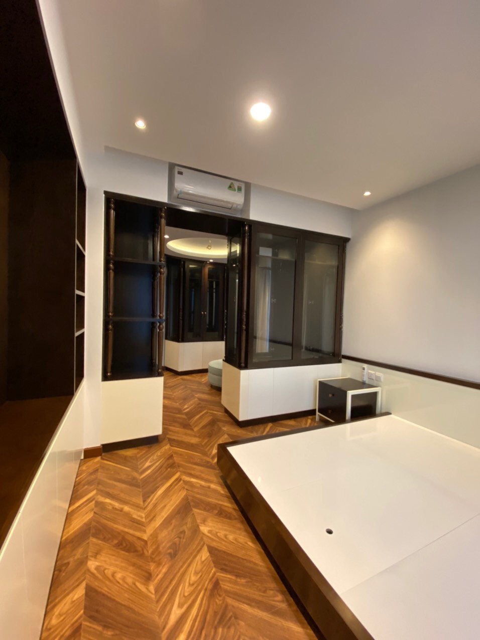 THE VIEW, 3 BEDROOMS, FULLY FURNISHED, HIGH FLOOR, SWIMMING POOL image