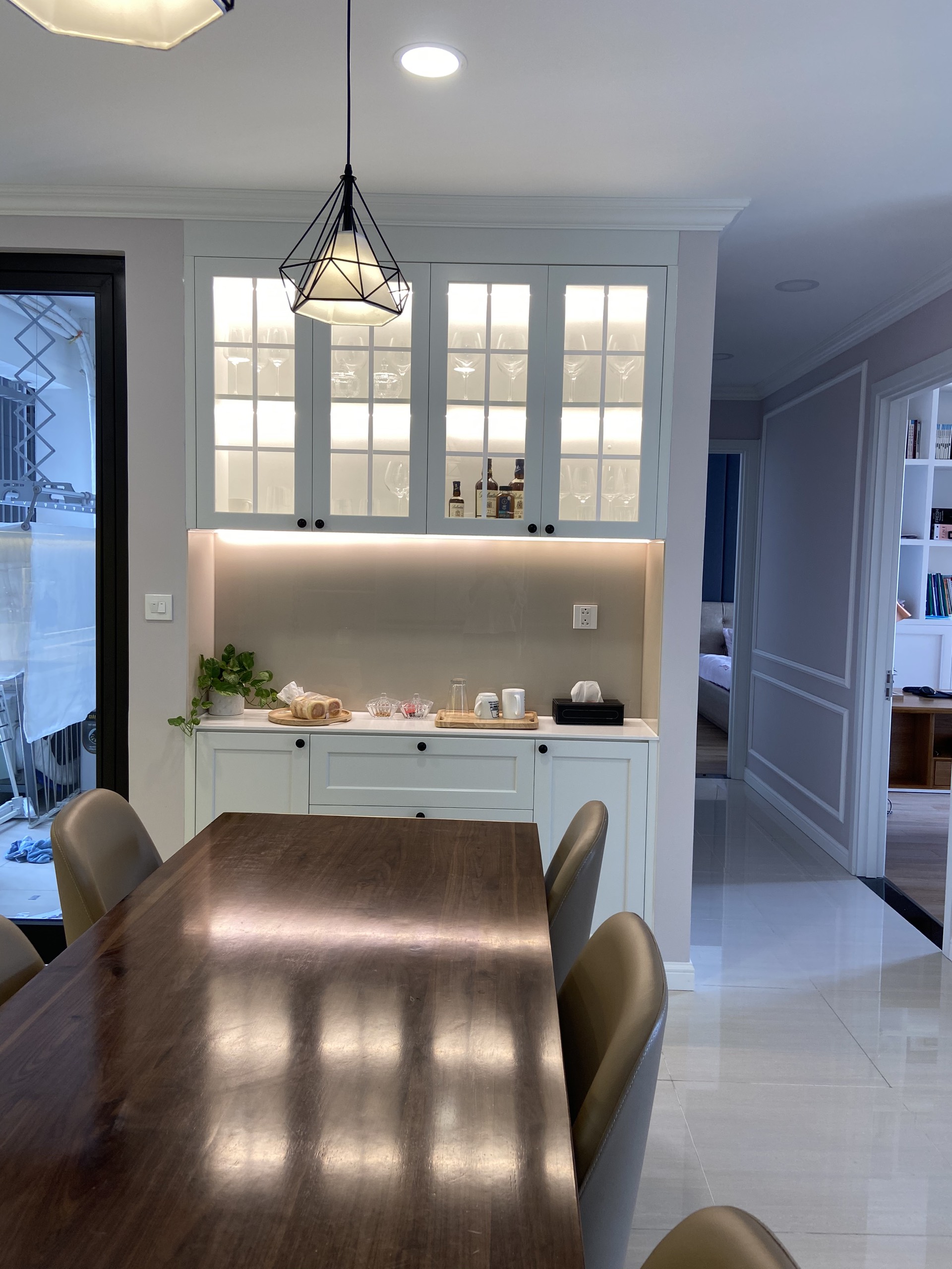 THE VIEW, 3 BEDROOMS, FULLY FURNISHED, SWIMMING POOL & PHU MY HUNG VIEW image